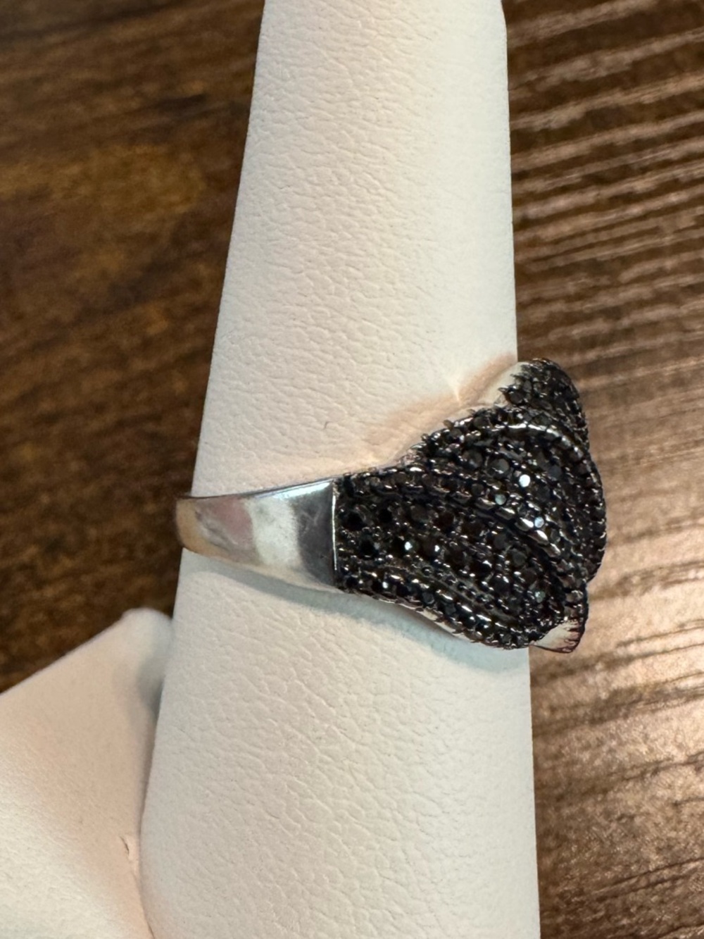 Black Pavé Knot Ring 925 Sterling Silver CZ Statement Ring Size 8 - Picture 3 of 8